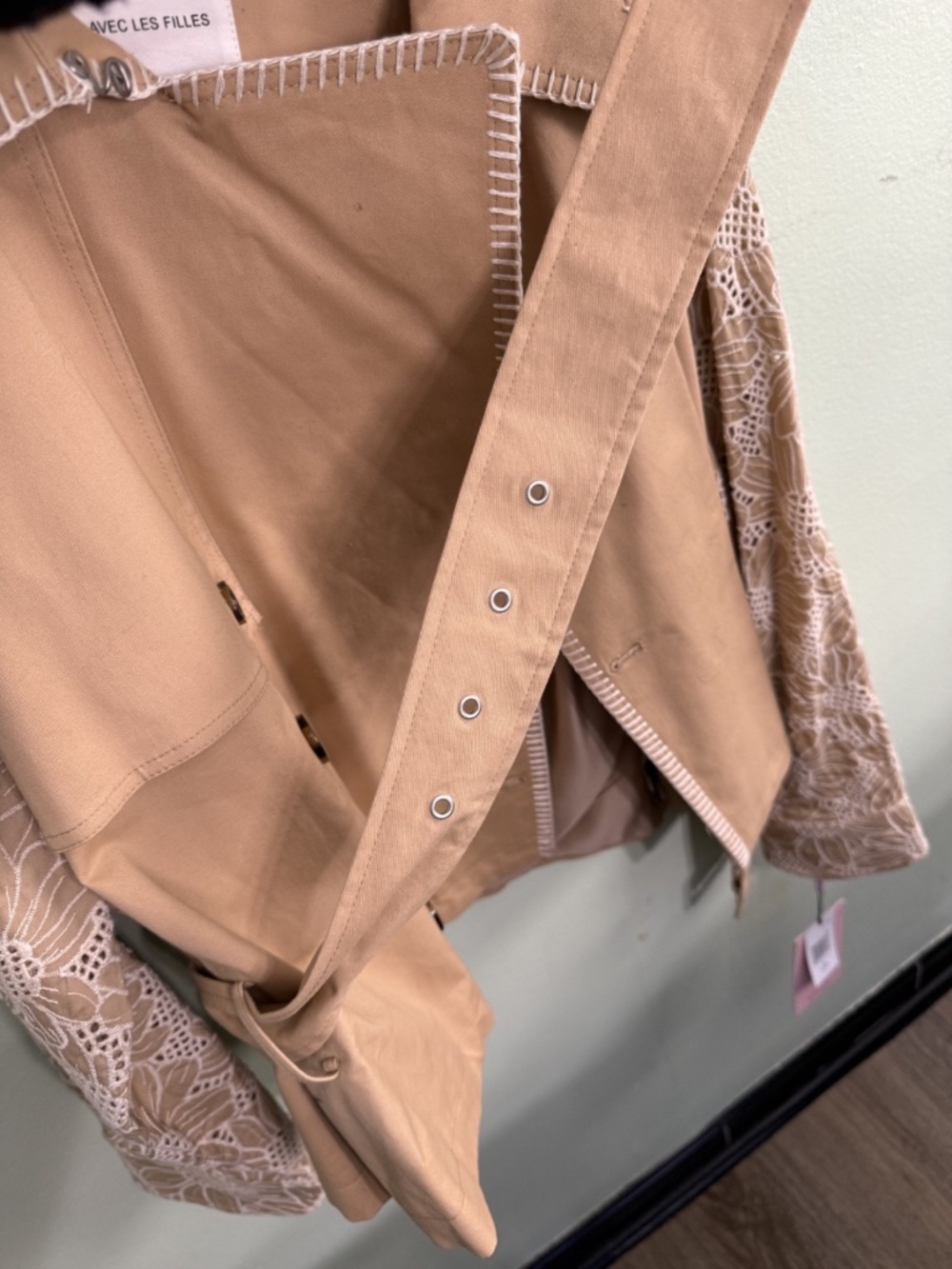 Avec Les Filles Cropped Combo Trench Jacket - Picture 8 of 9